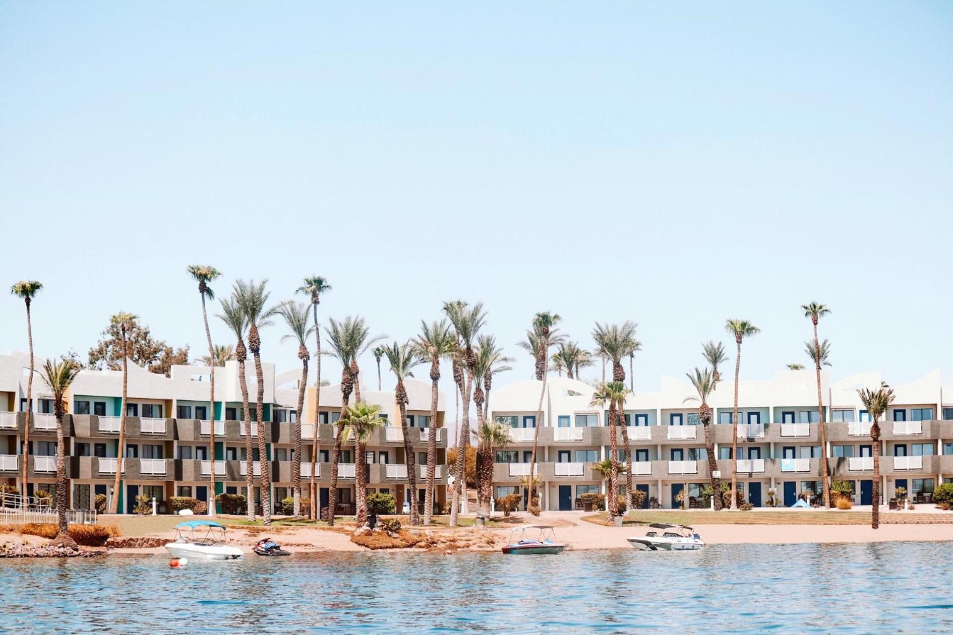 The Nautical Beachfront Resort Lake Havasu City Exterior photo