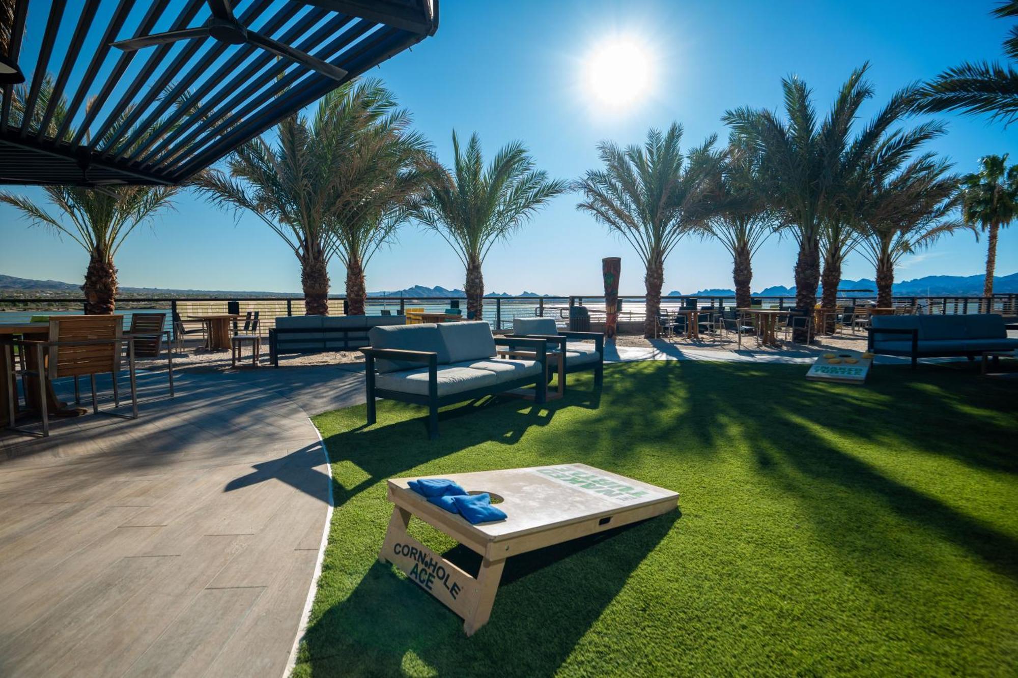 The Nautical Beachfront Resort Lake Havasu City Exterior photo