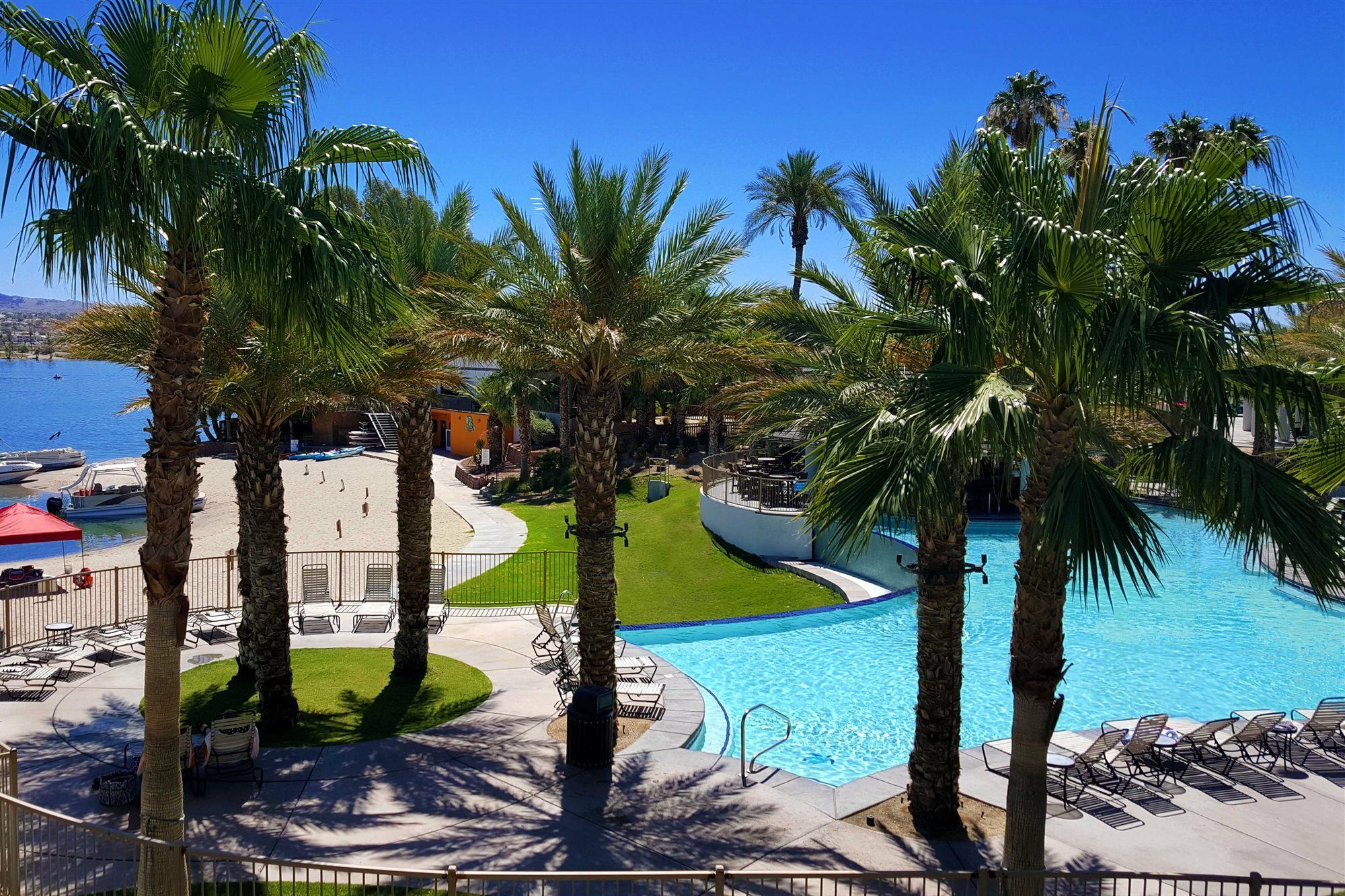 The Nautical Beachfront Resort Lake Havasu City Exterior photo